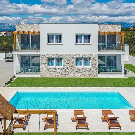 Stunning Home In Vrsi With Kitchen Экстерьер фото